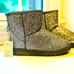 MUDD Glitter SPARKLING WOMEN’S BOOTS Winter Shoes Size 8 NWT lightweight